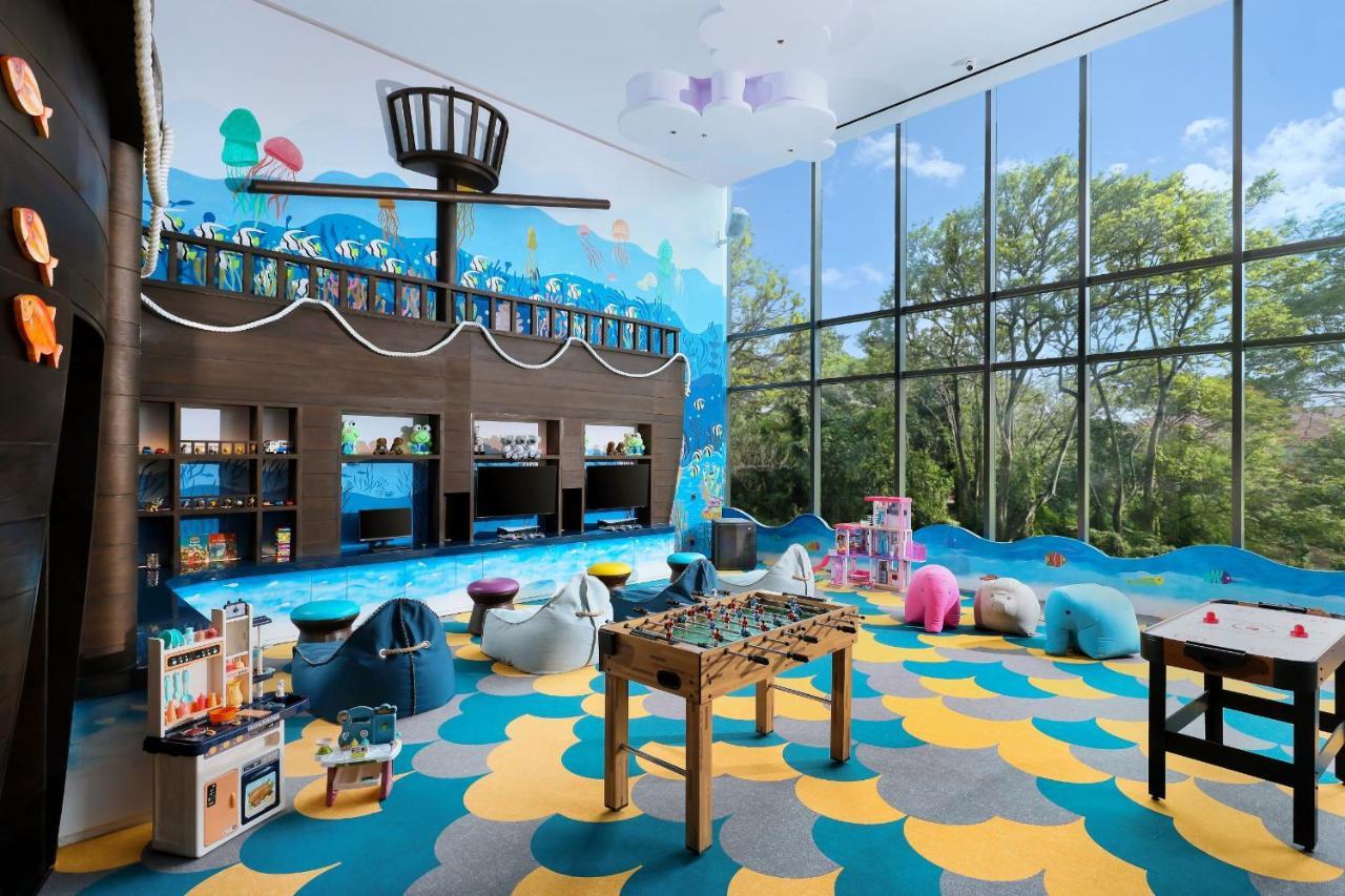 Padma Hotel Semarang Ngoại thất bức ảnh