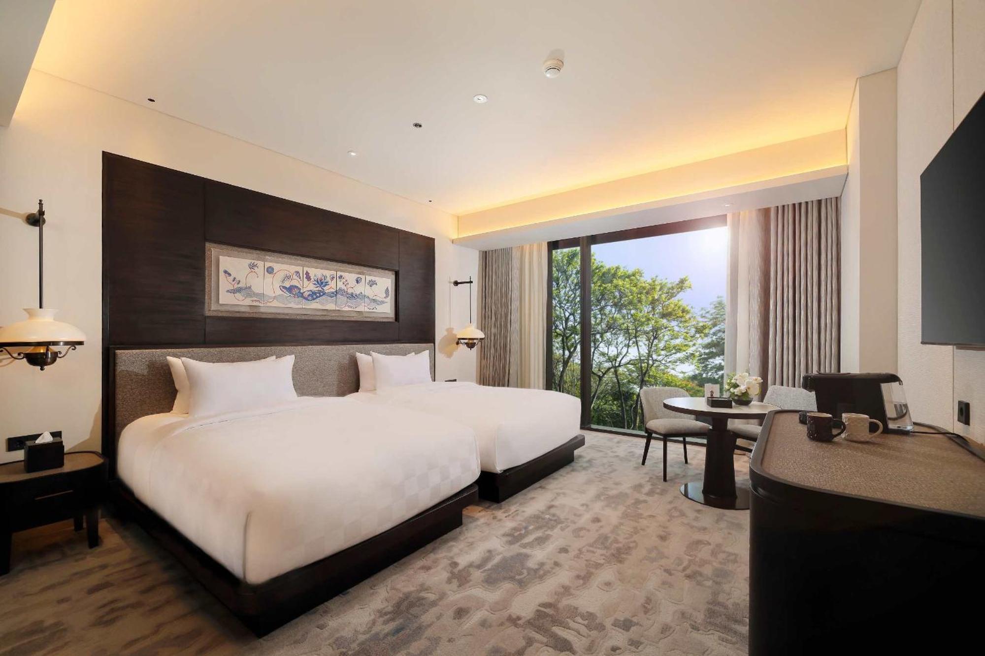Padma Hotel Semarang Ngoại thất bức ảnh